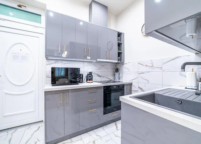 Dani Lux By Mital Apartment *